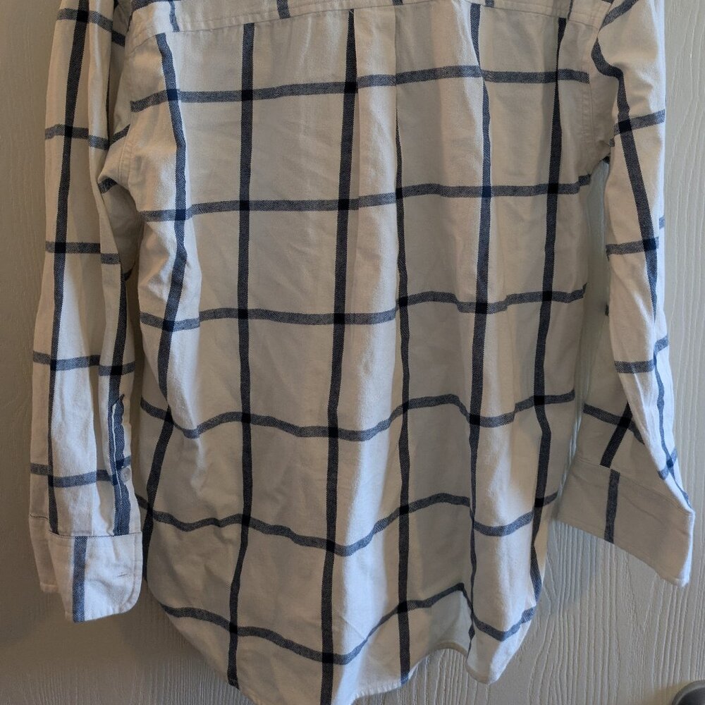 Universal Thread SOFT White Blue Oversize Flannel… - image 2